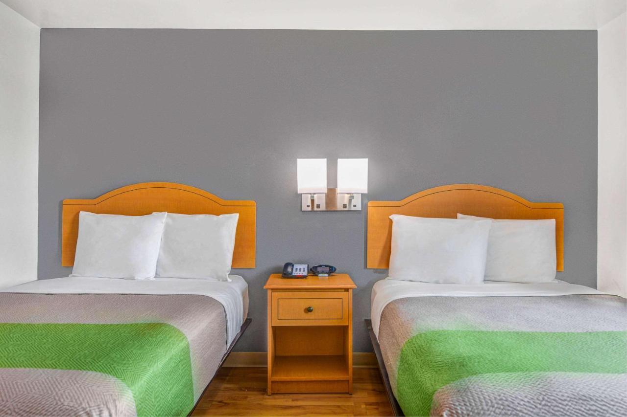 Hotel 6-opelika, Al - Auburn Al 2*